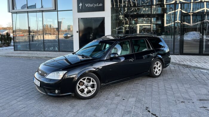 Ford Mondeo ST220 '03